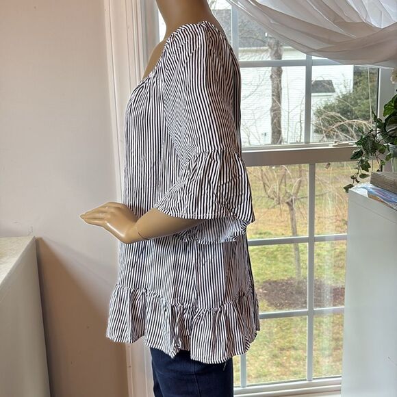 Unique Spectrum Striped Blouse - Picture 2 of 5